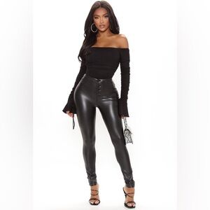 NWOT BLACK Off Shoulder Bodysuit  2XL PIT TO PIT 22” STRETCHY